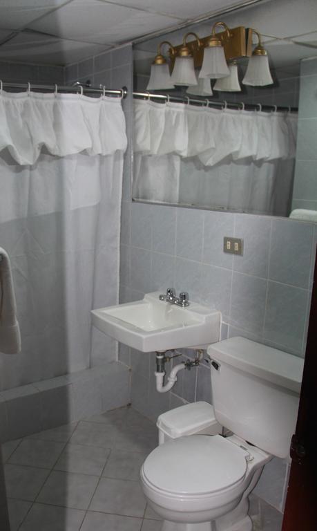 Hotel La Torre Guayaquil Habitación foto