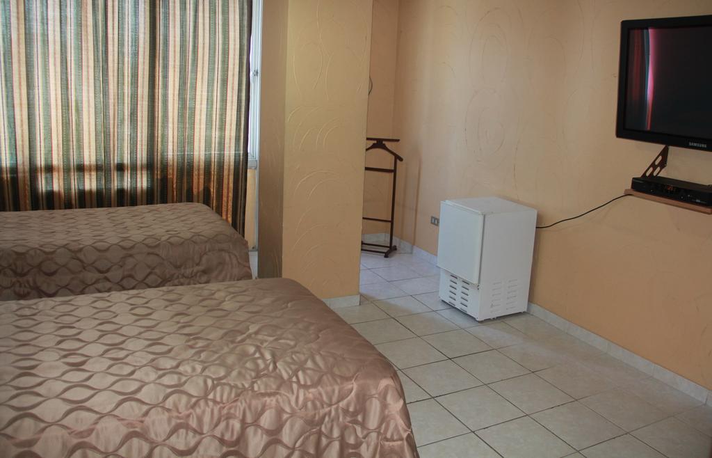 Hotel La Torre Guayaquil Habitación foto