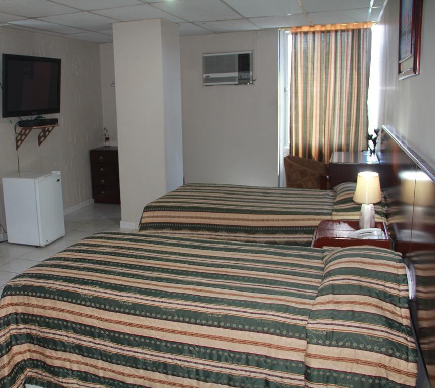 Hotel La Torre Guayaquil Habitación foto